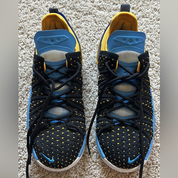 Nike Kid's Lebron 18 (gs) Basketball Shoes